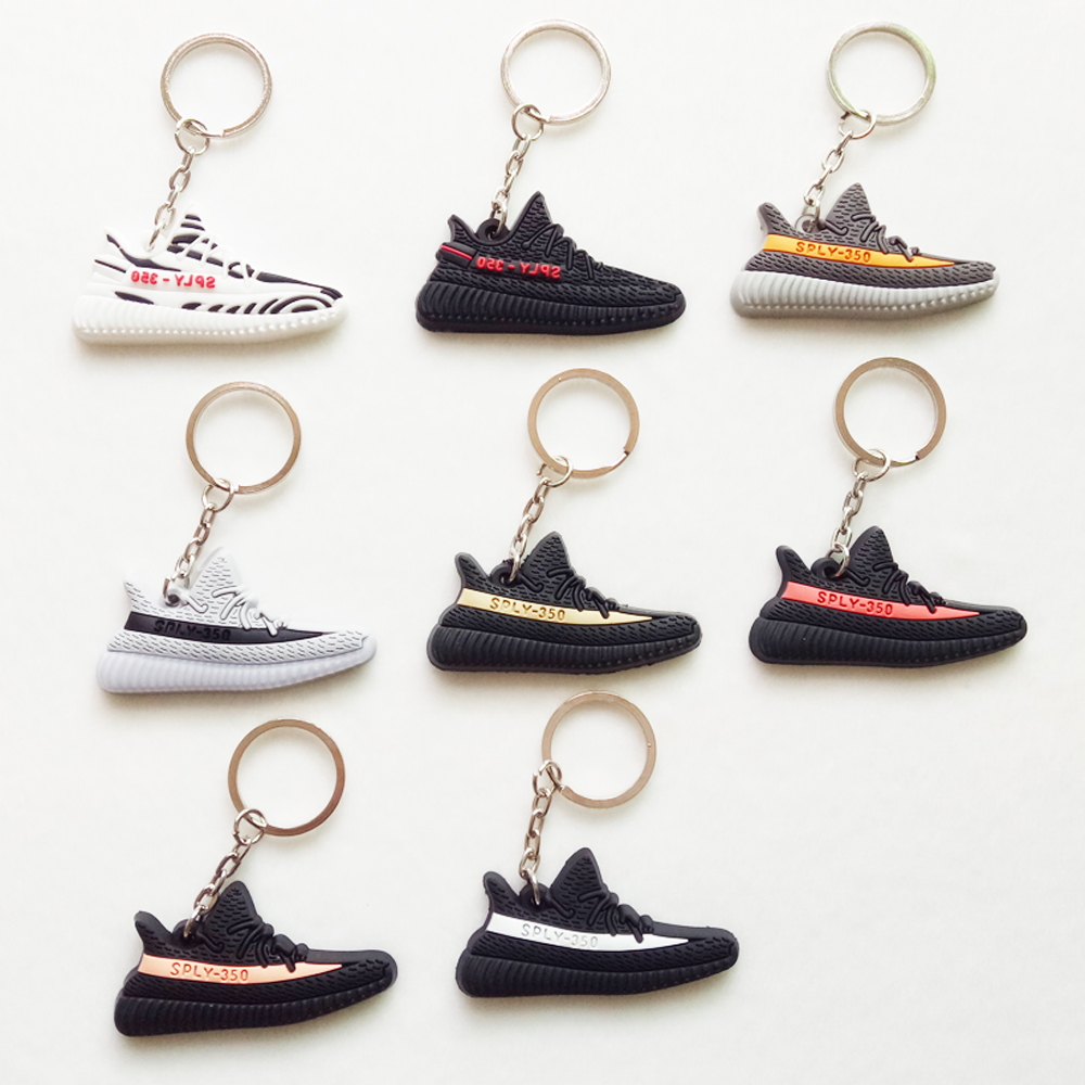 do yeezys come with a keychain